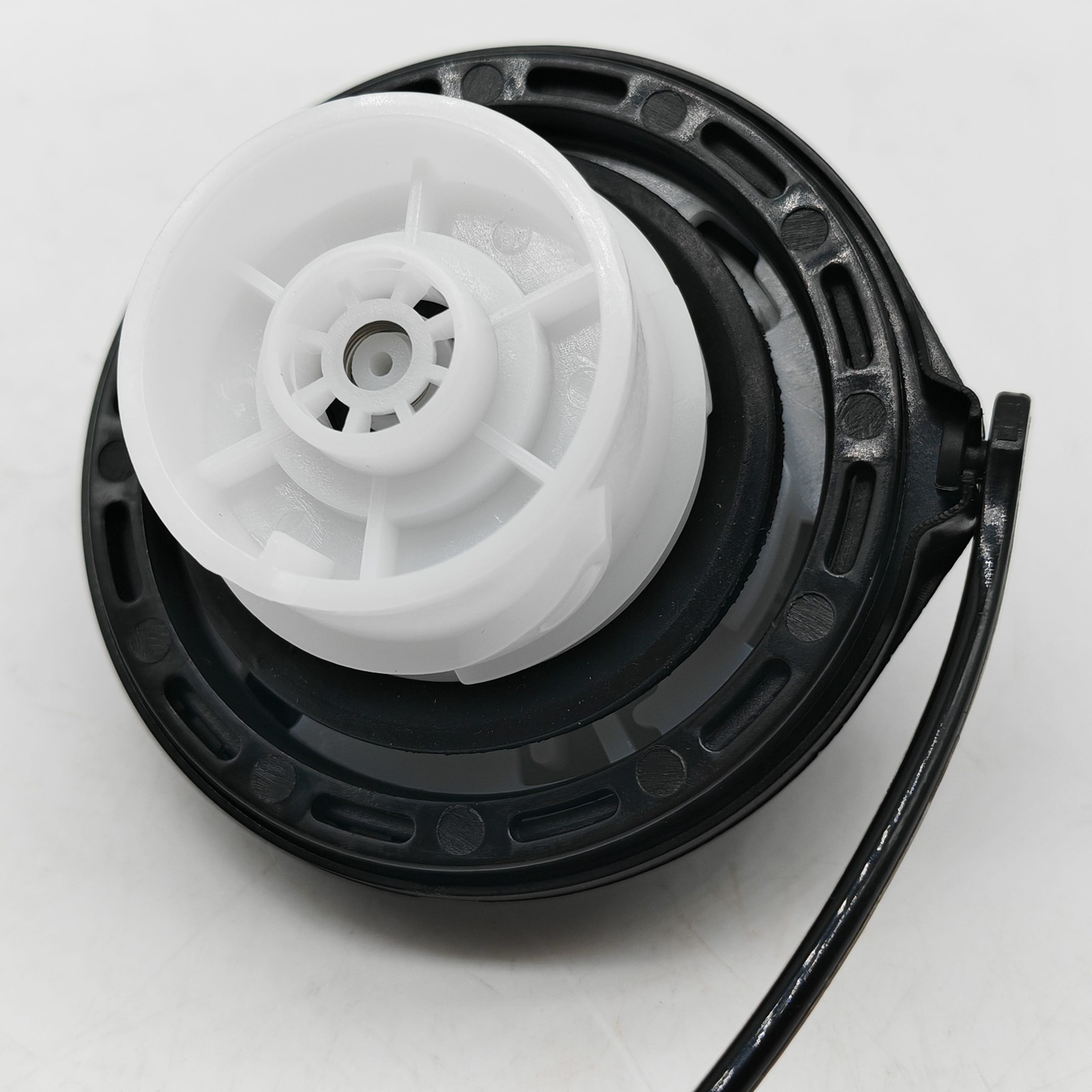 OEM GAS CAP 31010-3L600 For 06-17 Hyundai Sonata Elantra Azera Santa Fe Veloster