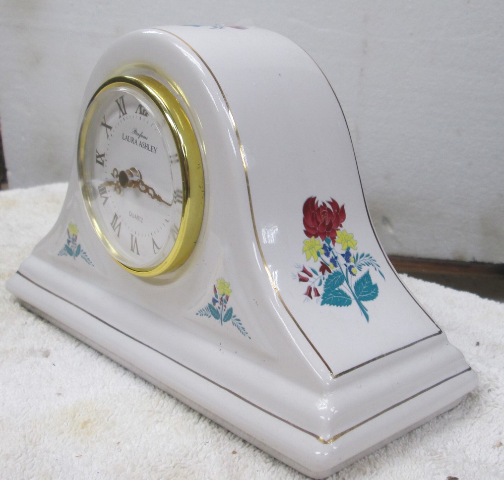 LAURA ASHLEY PARFUMS - Chic Ceramic MANTEL CLOCK, Quartz Movement