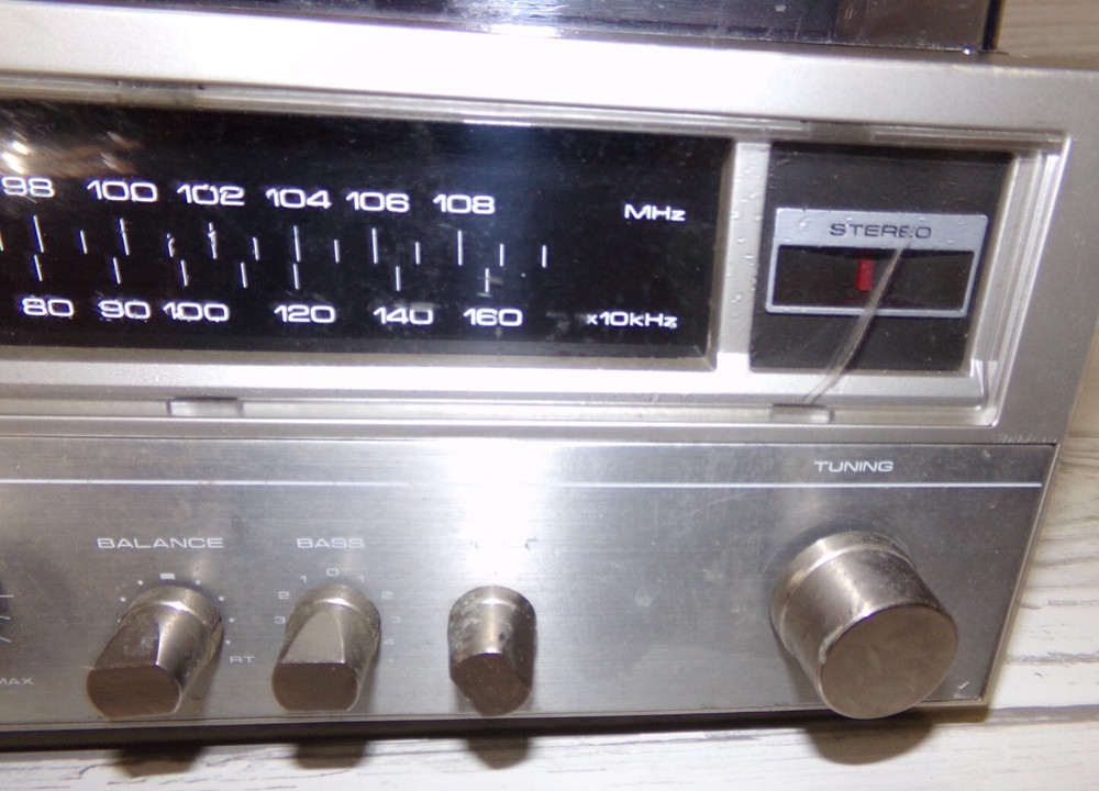 Centrex TH-2211 8 Track Stereo System Record Player