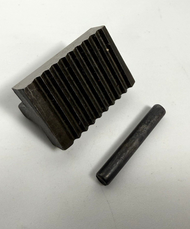 RIDGID HEEL JAW AND PIN ASSEMBLY FOR  14" PIPE WRENCH 31635