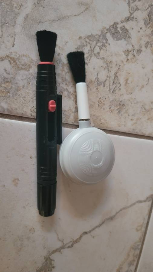 2 Brush Lens Pen