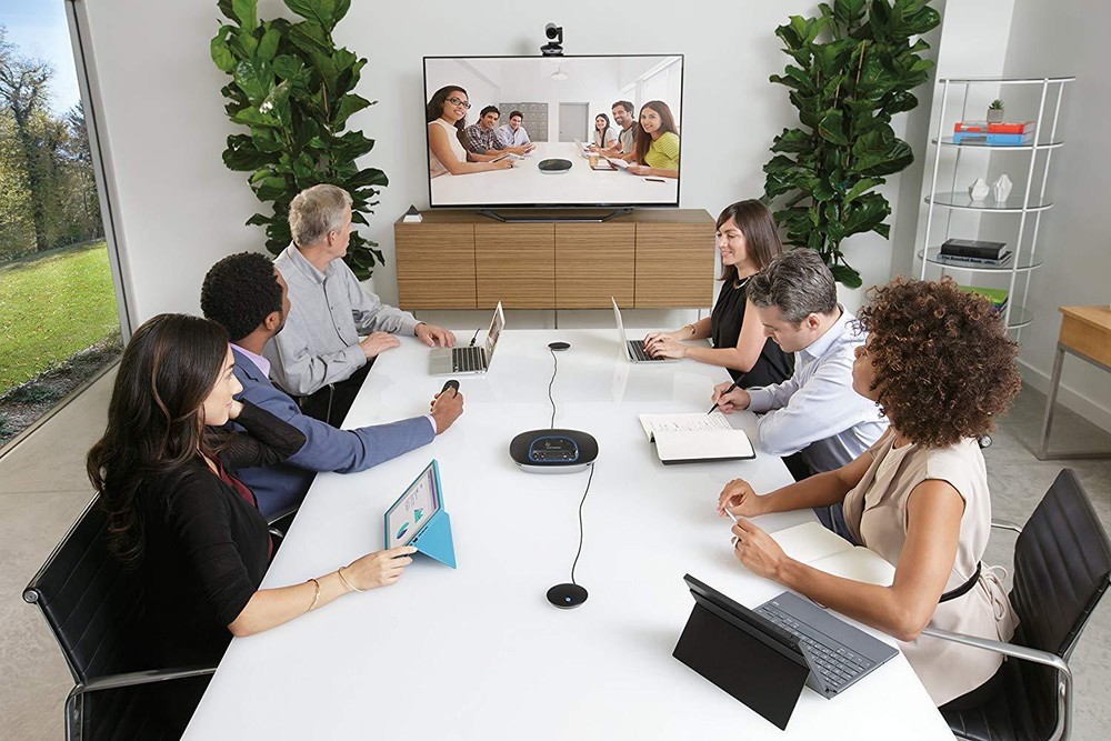 NEW Logitech Group Video Conferencing Bundle with Expansion Mics 960-001060