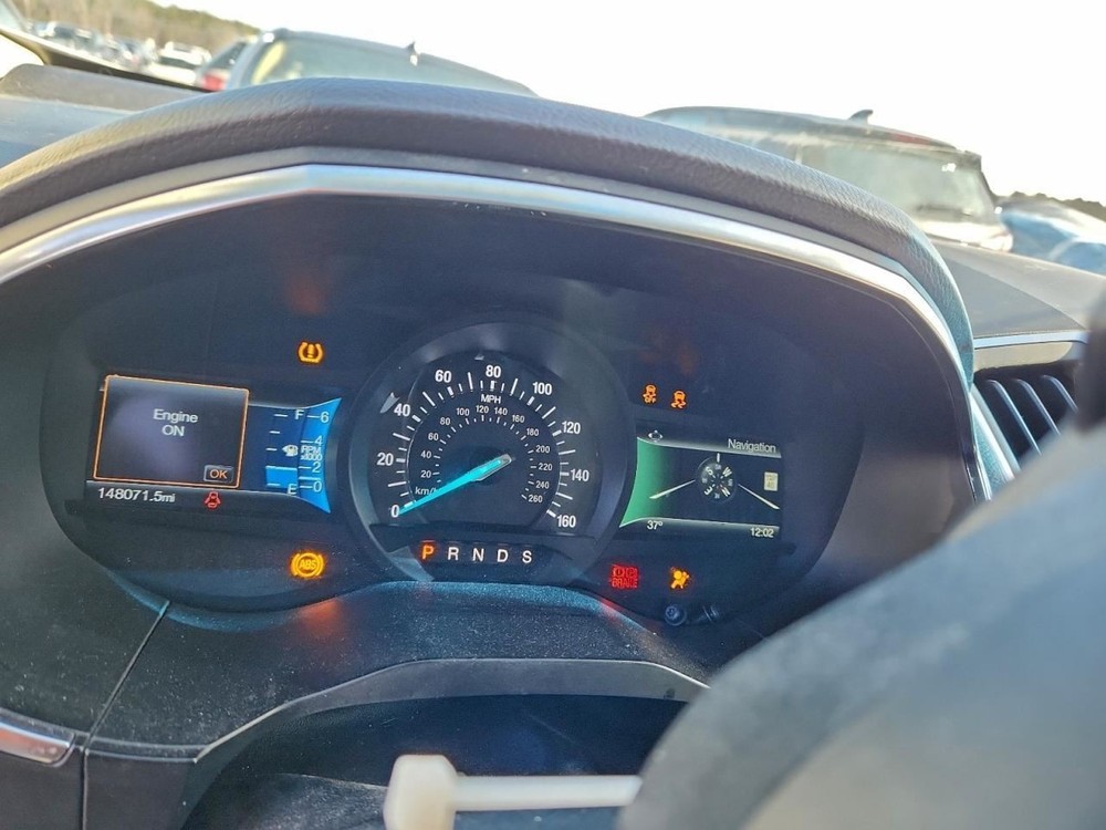 EDGE 2015 Glove Box 4949196