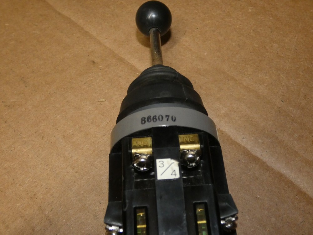Idec ARN 866070 Joystick Switch