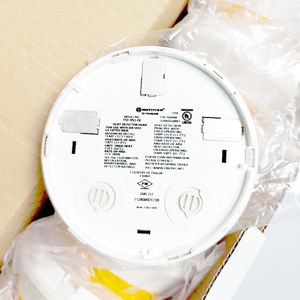 1PC point type temperature sensing fire FST-951-IV