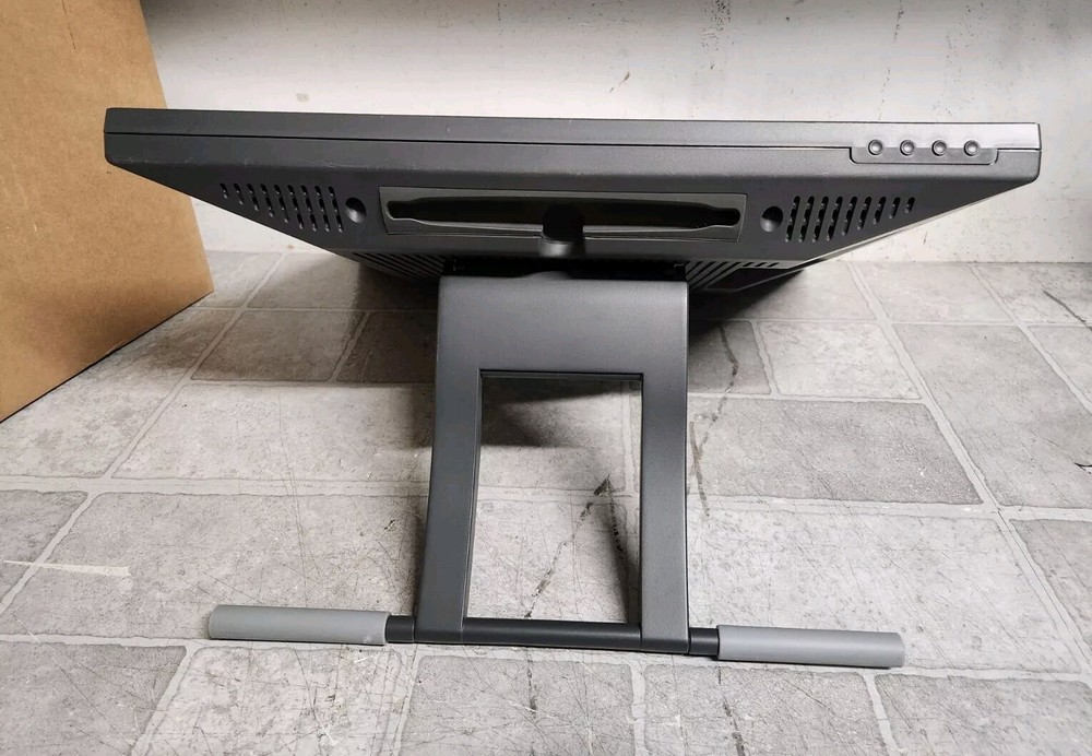 Wacom LCD tablet DTF-720 Interactive Pen Display