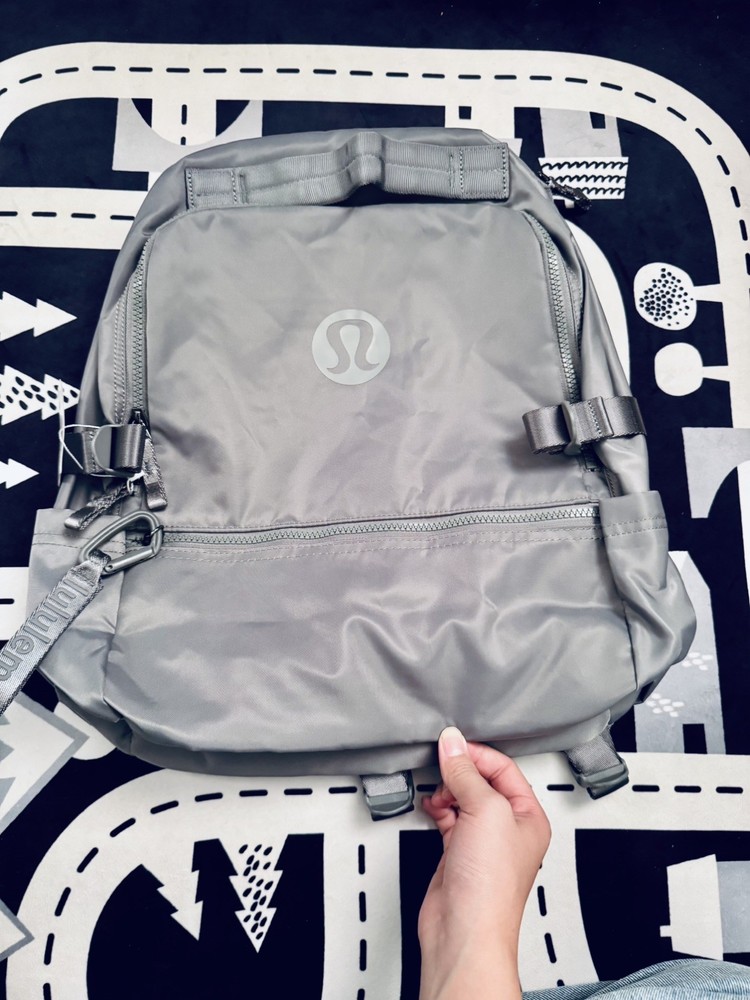 lululemon New Crew Backpack 22L Gery Backpack