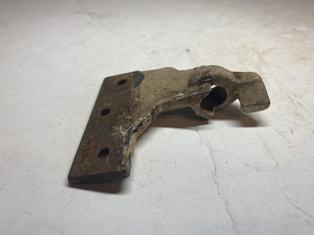 Antique Cast Iron Dixie Victorian Lift Off Shutter Hinge Part