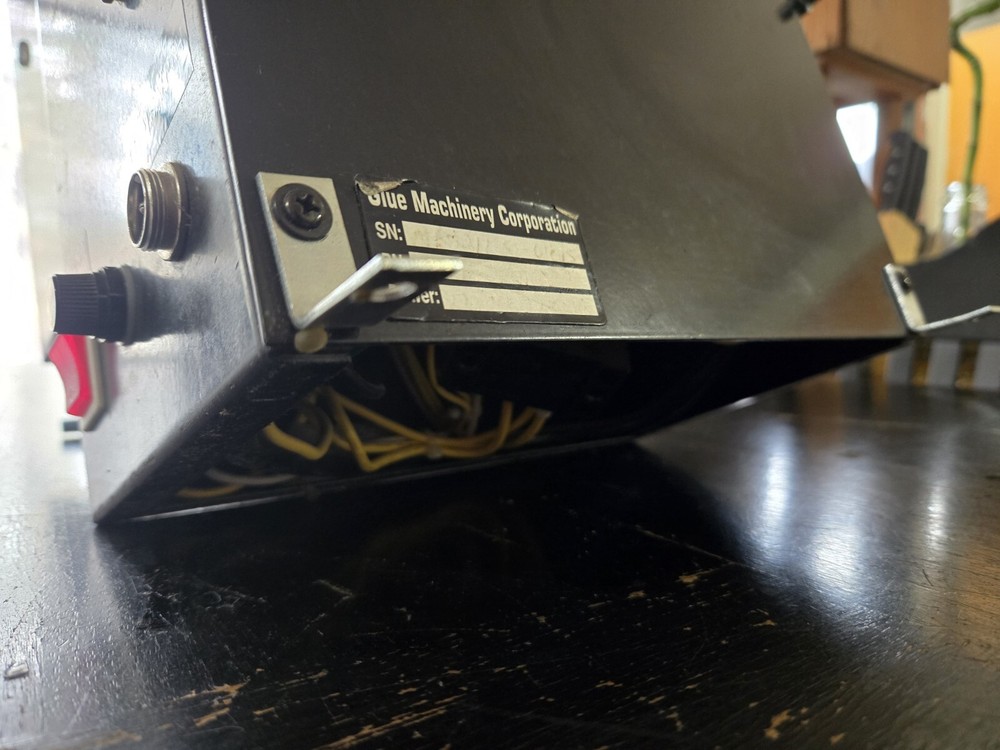 Shot Pot 2 Hot Melt Dispenser Pneumatic Variable Temp Glue Applicator used