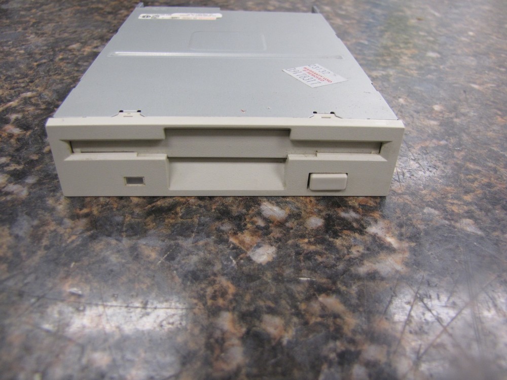 TEAC FD-235HG 3.5" Floppy Disk Drive Beige Bezel -NB41