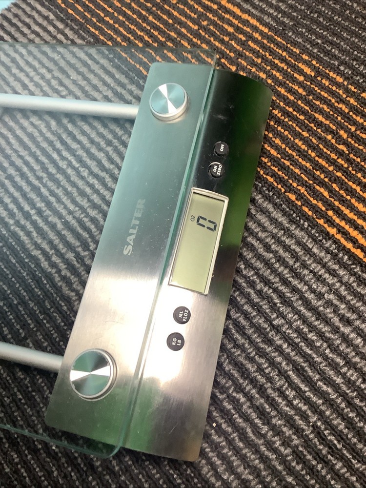 Salter 3003 High Precision Aquatronic Scale w/ Liquid Measuring Feature