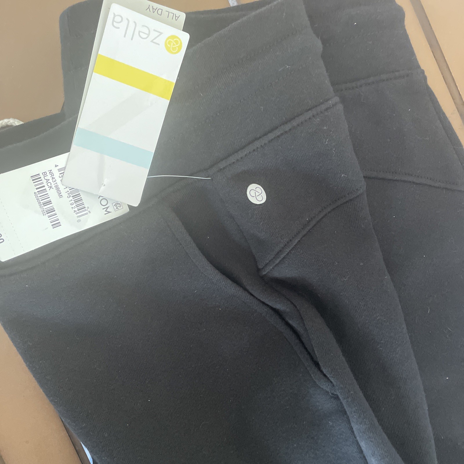 NWT ZELLA black fleece jogger, XXL, $59