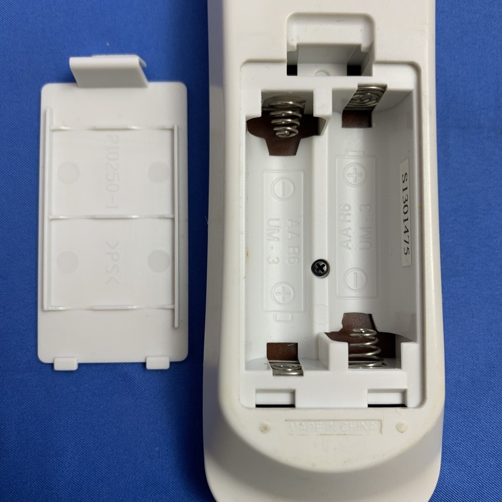 Genuine Seiko Epson 154720001 Projector Remote Control