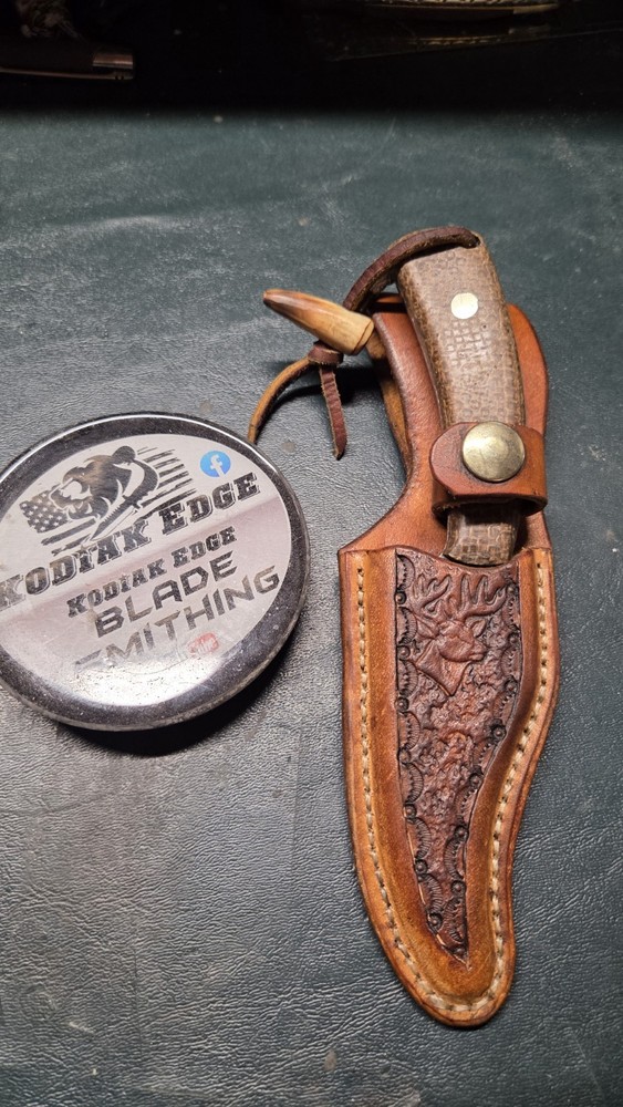 Sharp Finger Brown Leather Sheath Burlap Micarta Handle