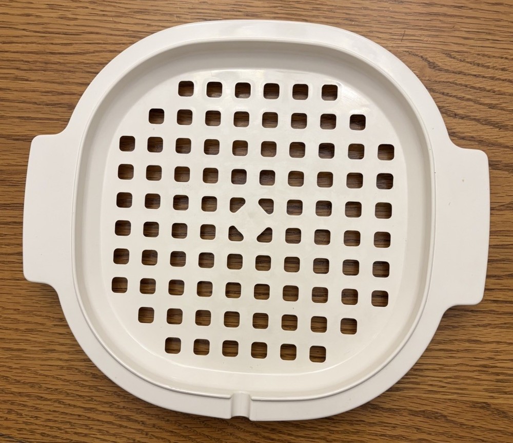 Rubbermaid Microwave Cookware Stack Cooker Roasting Rack Strainer Only #5155
