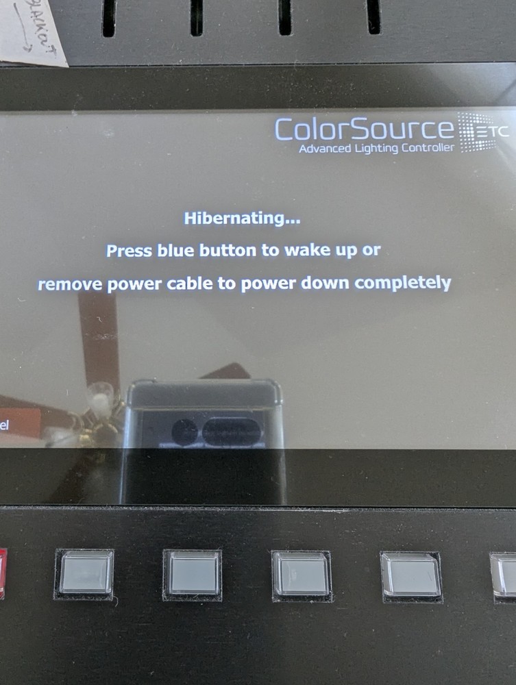 ETC COLORSOURCE 40 DMX 80 Fixture Light Control Console with Multi-Touch Display