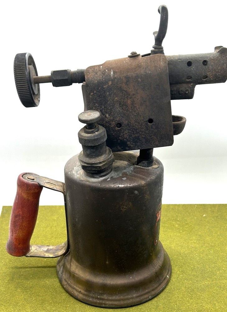 antique bernz co. blowtorch