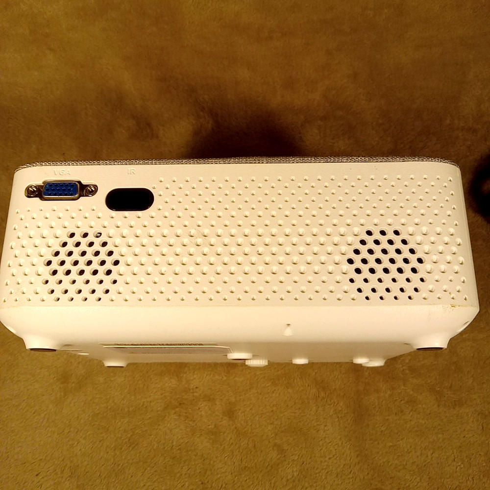 RCA RPJ143 480p LCD Projector White Medium Throw Ceiling Wired 480x320 Native