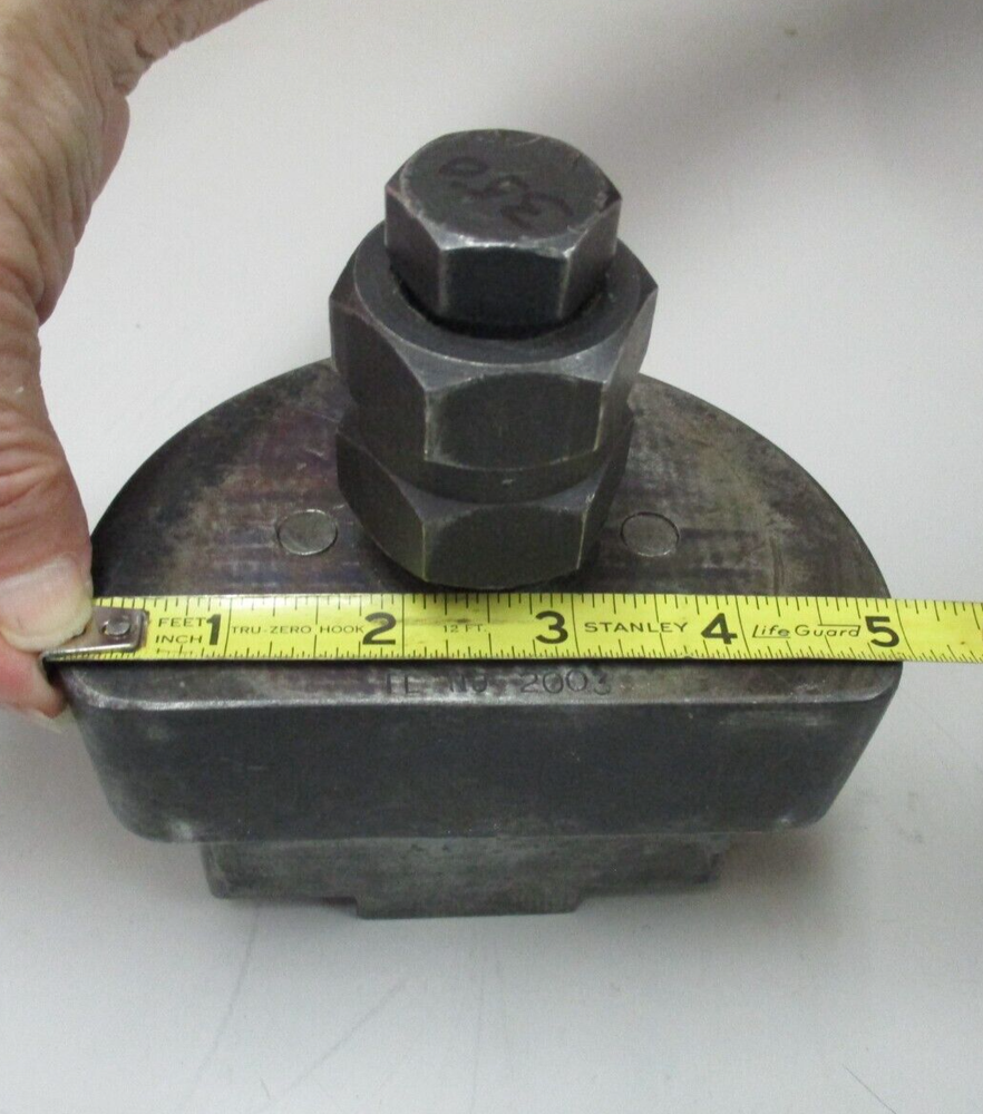 4" D Shape Knockout Punch TL No. 2003