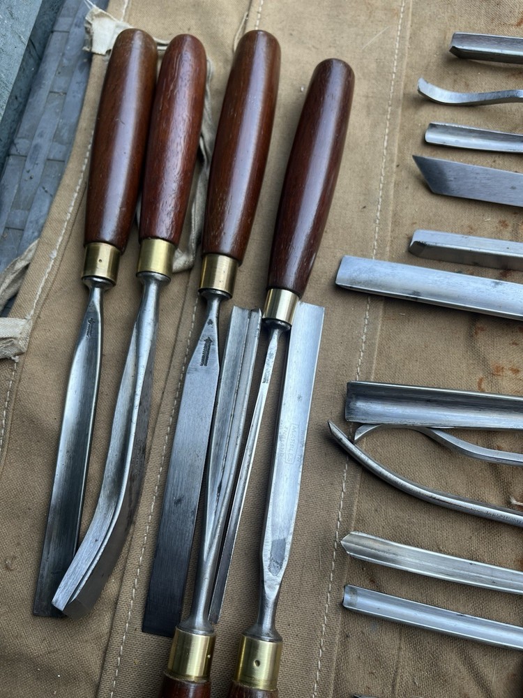 Lovely Antique Set Of 23 Marples & Sons Carving Chisels Gouges In Roll