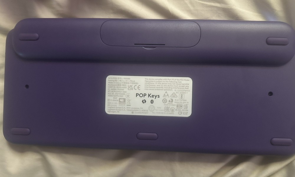 Logitech Bundle (keyboard,mouse,headset)