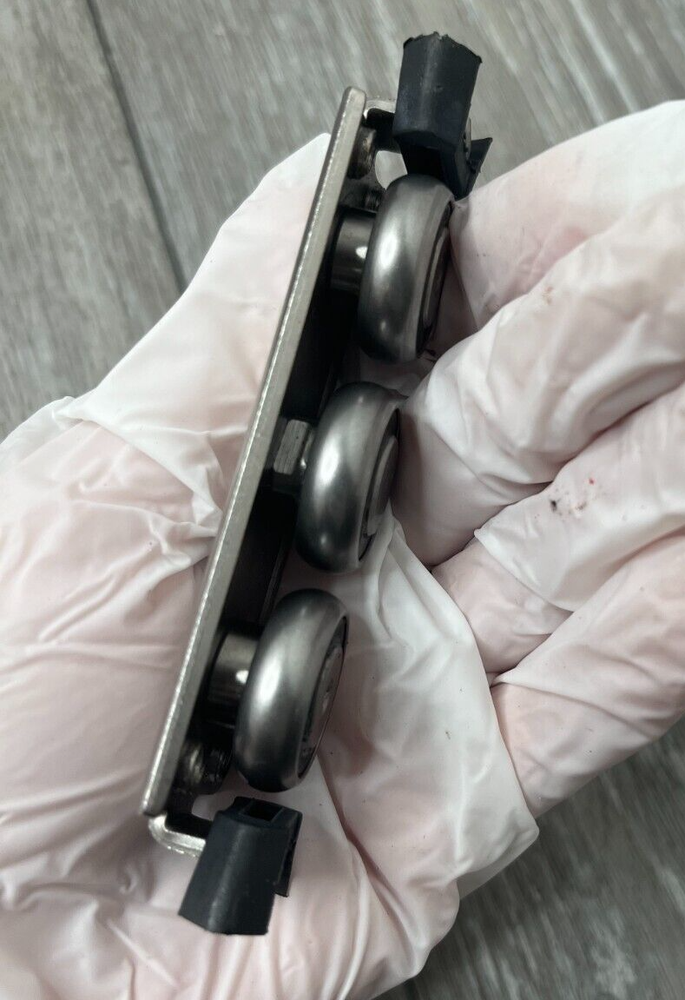 Rollon Compact Self-Aligning Linear Rail Guide System w/Sliders (Part# Unknown)