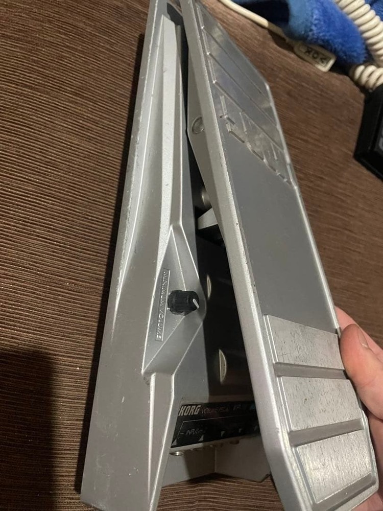 KORG VP-10 Vocal Processor Effects Unit Mic Preamp Voice Processor Tested