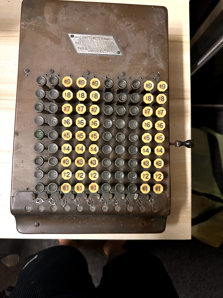 ANTIQUE / VINTAGE COMPTOMETER ADDING MACHINE - FELT & TARRANT MFG. - CHICAGO