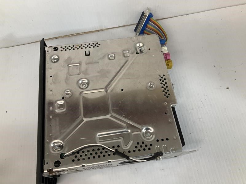 17-19 Audi Q5 Dash Multimedia Interface CD Charger Module S
