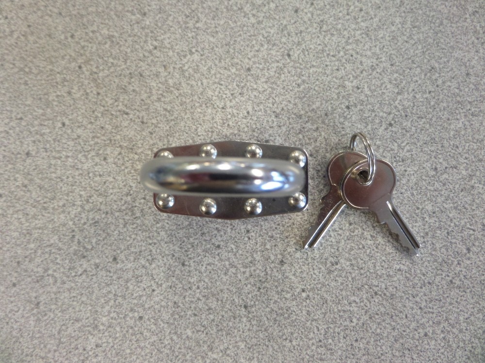HUDSON 1 3/4"W LAMINATED STEEL PADLOCK