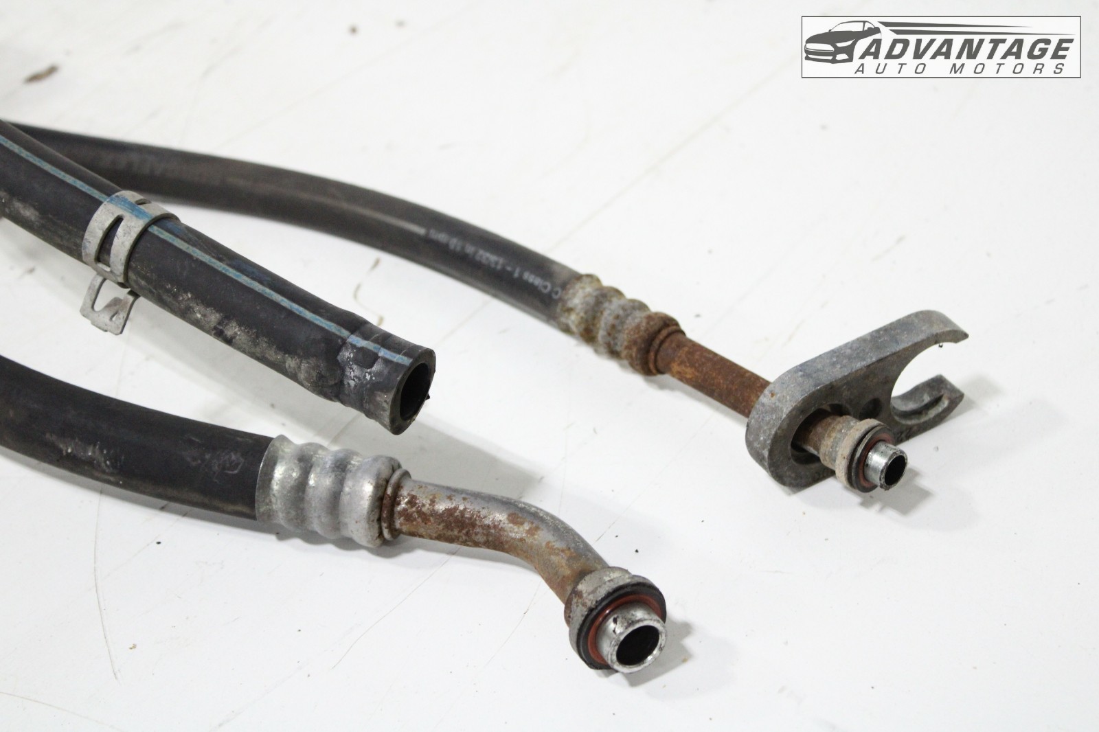 2018-2024 FREIGHTLINER CASCADIA 126 HVAC AC A/C AUXILIARY HEATER PIPE LINE OEM