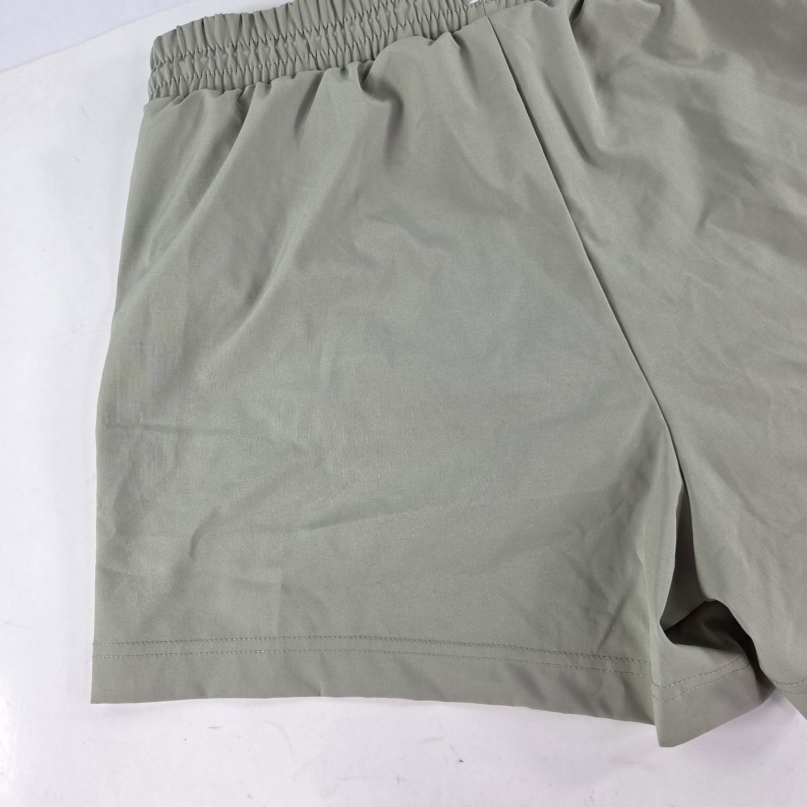 Spyder Women’s Performance Shorts SWB054 Sz L Light Olive Built-in Brief Running