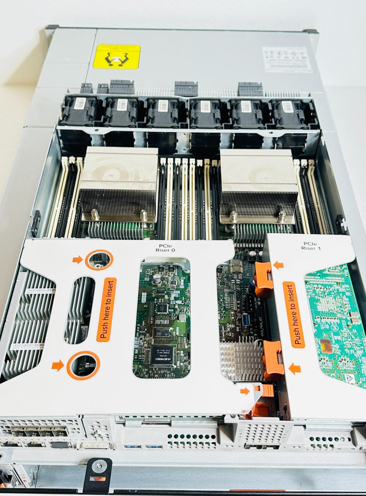 PURESTORAGE FlashArray | 2x E5-2630V4 | 120GB SSD | 2x NVRAM - Storage Appliance