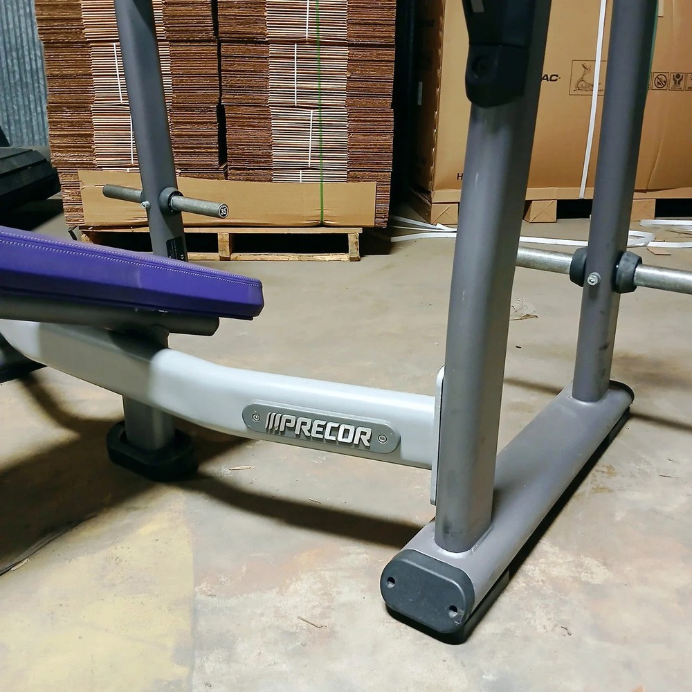 Precor Discovery Olympic Decline Bench