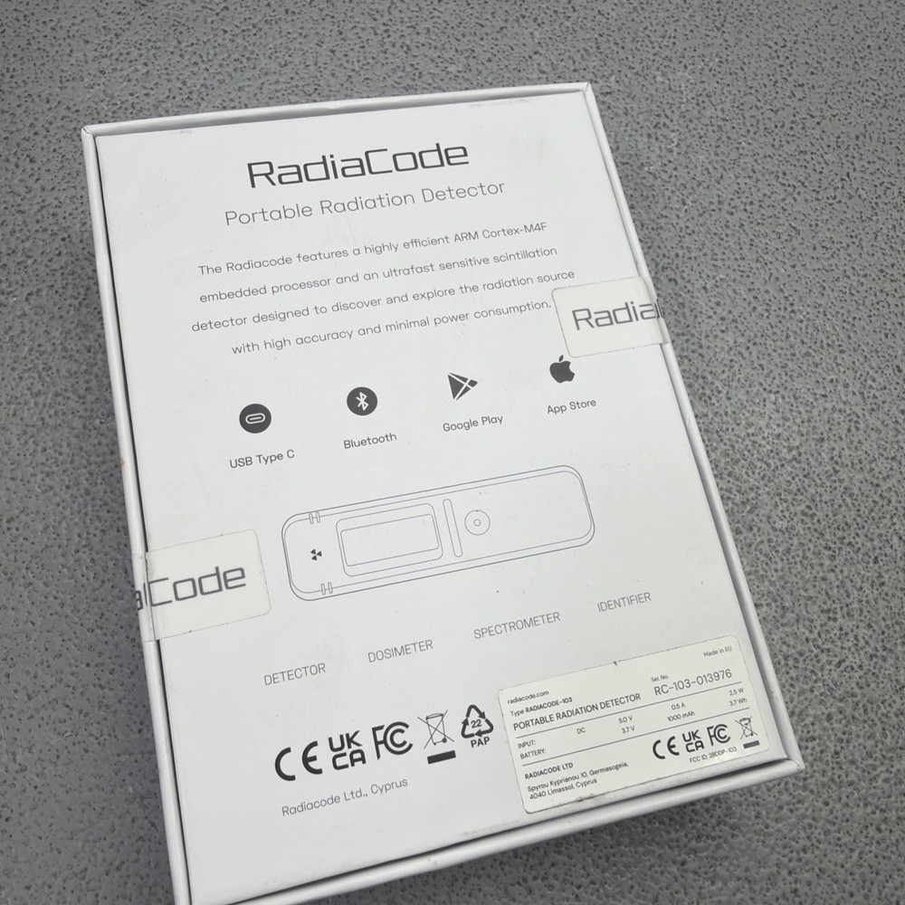 RADIACODE PORTABLE RADIATION DETECTOR