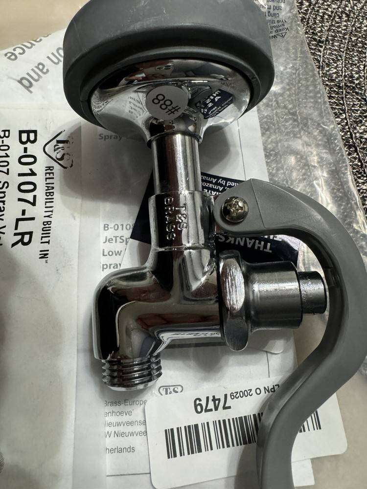 T&S B-0107-LR Spray Valve "Less Hold Down Ring"