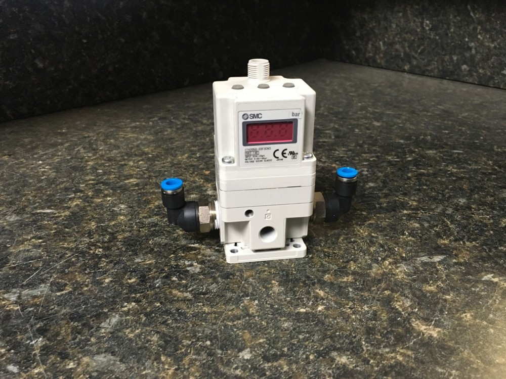 SMC ITV2050-03F3CN3 ElectroPneumatic Regulator