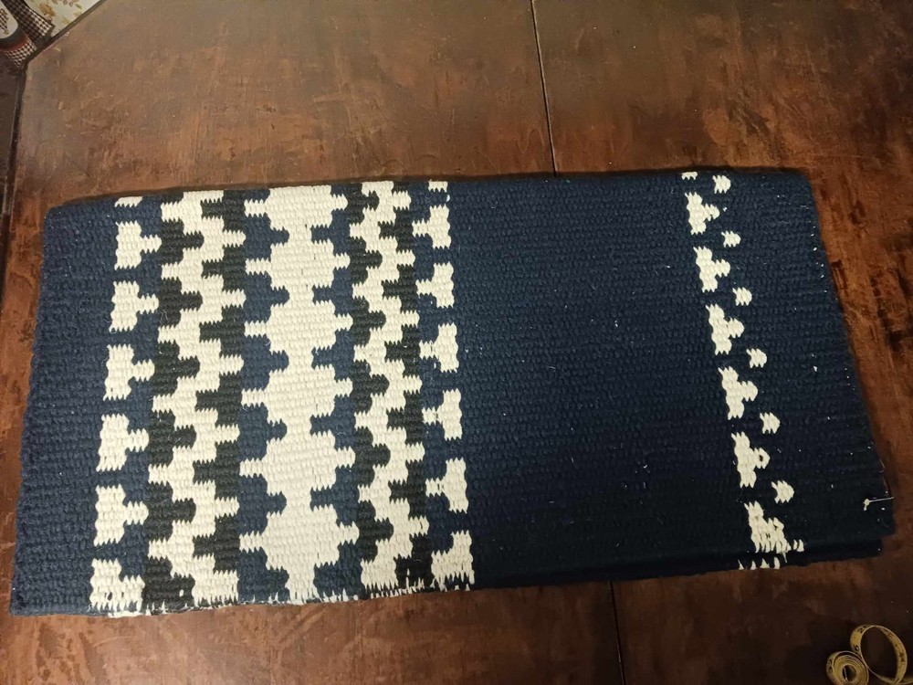 Weaver Cashmilion Saddle Blanket – Zig Zag Pattern – Navy/Natural & Black