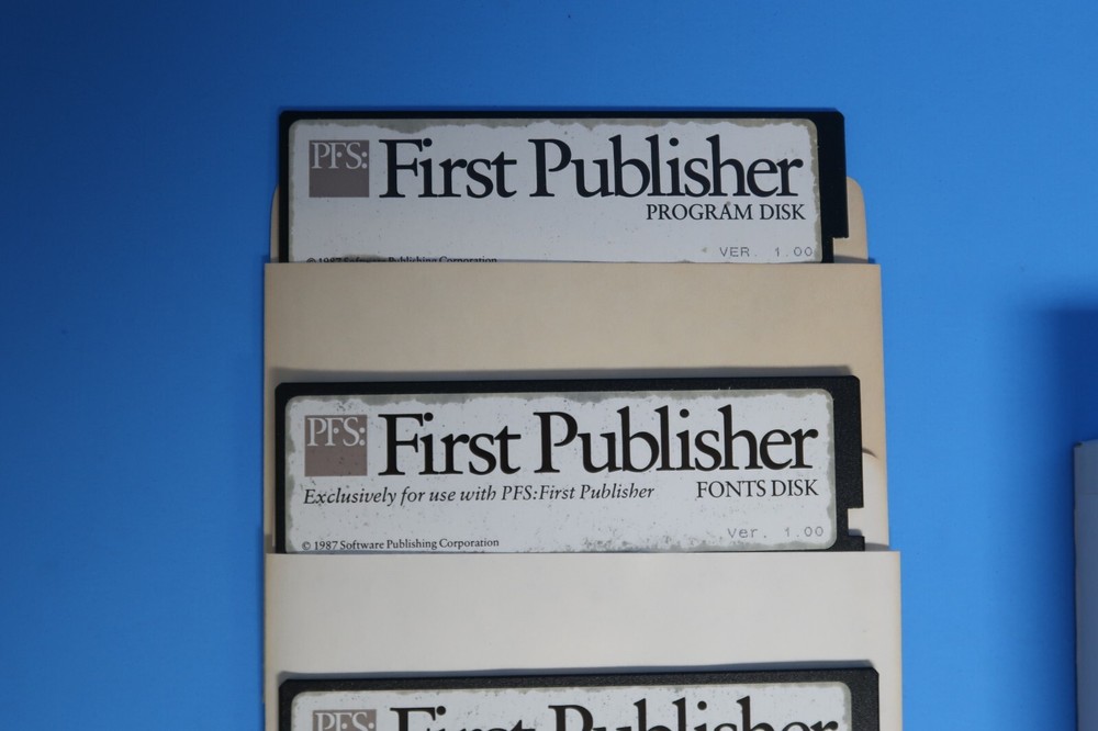 First Publish IBM Desktop Publishing Computer Program Software 5.25" Floppy Disc