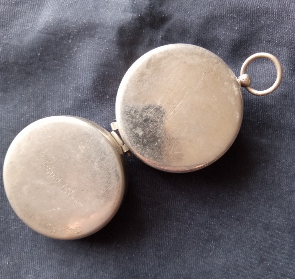 WW II Thumb Field Compass Germany