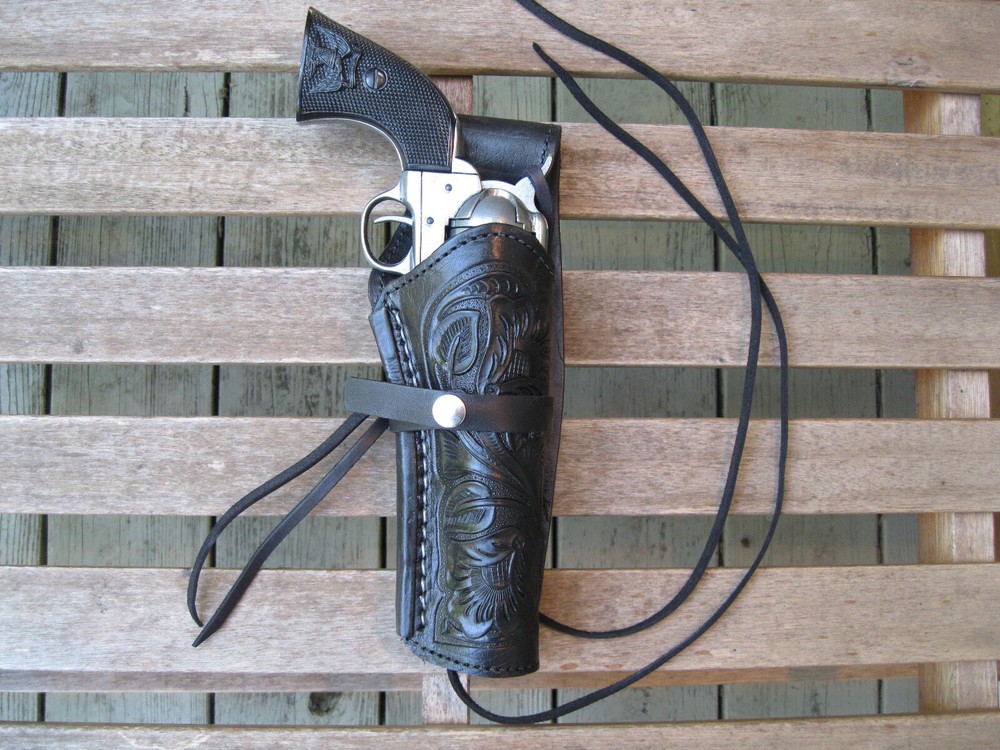 Gun Belt - Black - and Tooled Holster