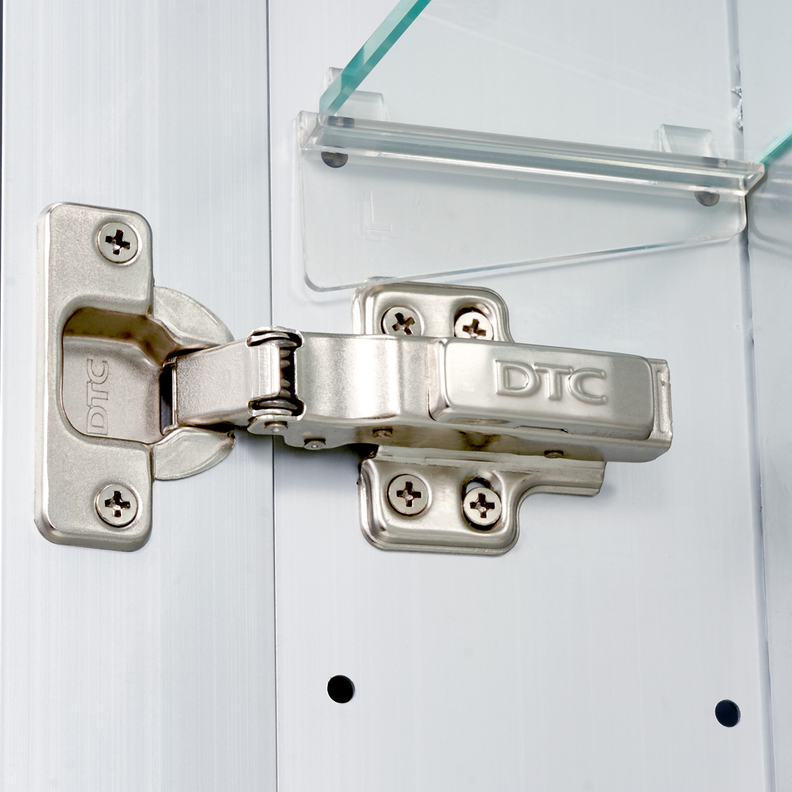 VEVOR Lighted Medicine Cabinet with HD Mirror 24 x 30 in Recessed or Wall Mount