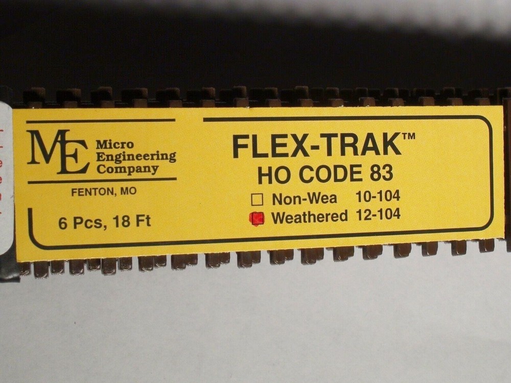 Micro Engineering ~ HO Scale ~ Code 83 ~ Weathered 36" Flex-Trak 6 Pcs ~ 12-104