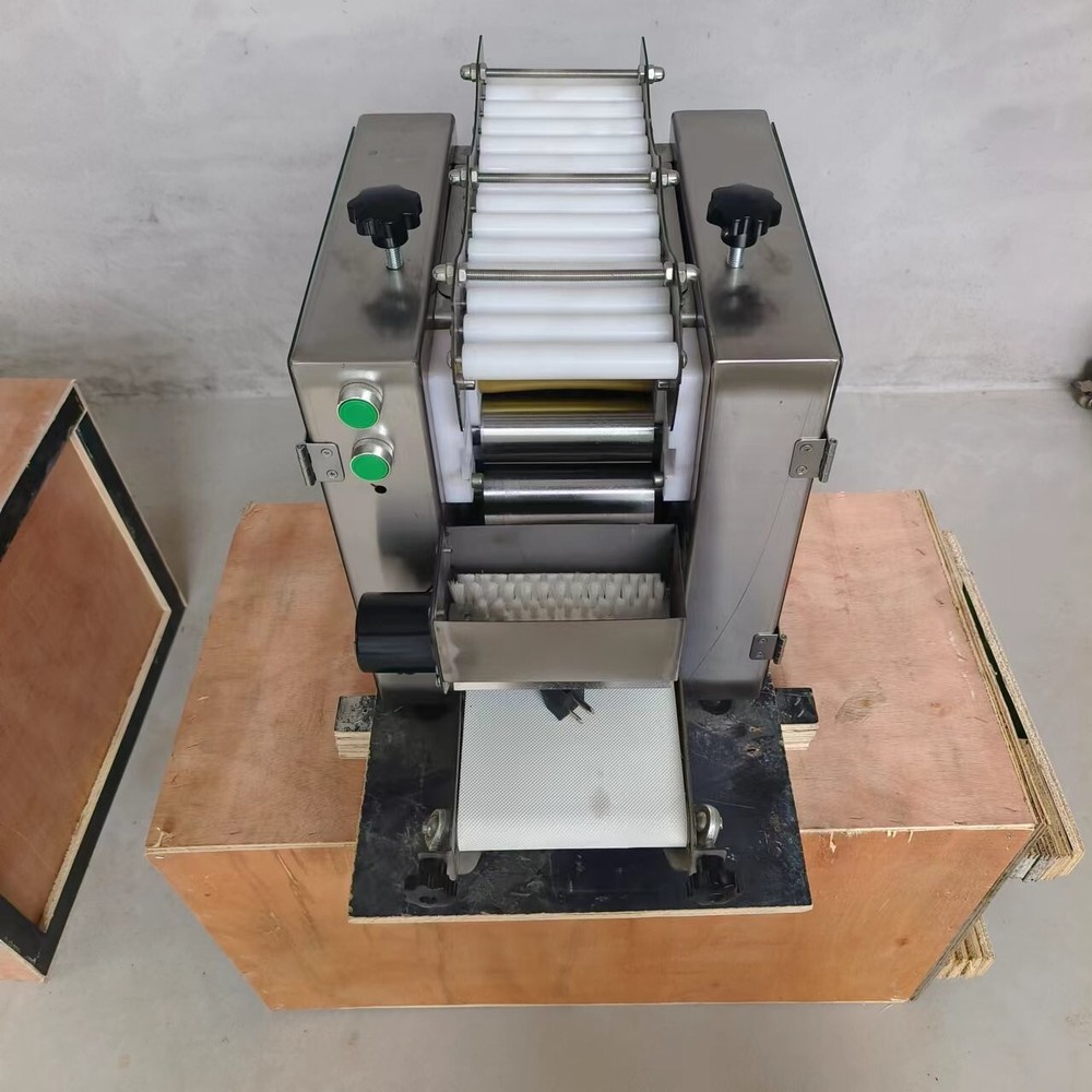 Automatic Dumpling Skin Wrapper Making Machine Dumpling Chapati Wrapping Maker