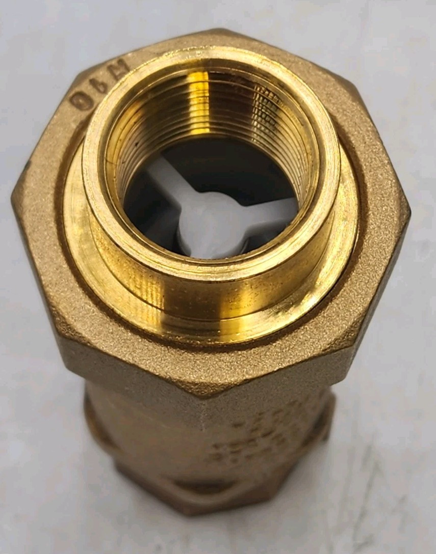 Zurn Wilkins 1UFMX34UF-700XL Dual Check Valve Outlet 3/4" FNPT / Inlet 1" FMTC