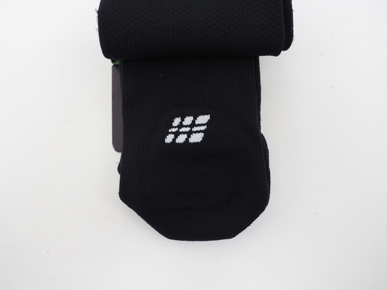 New! CEP Core Run Compression Socks Tall Mid Cushion Men's Size III Black