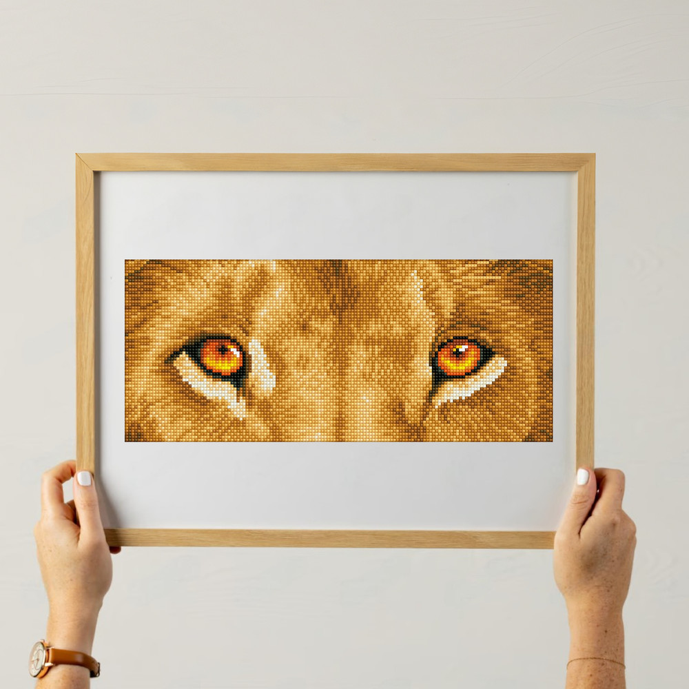 Diamond Dotz Lion Spy Diamond Painting Kit