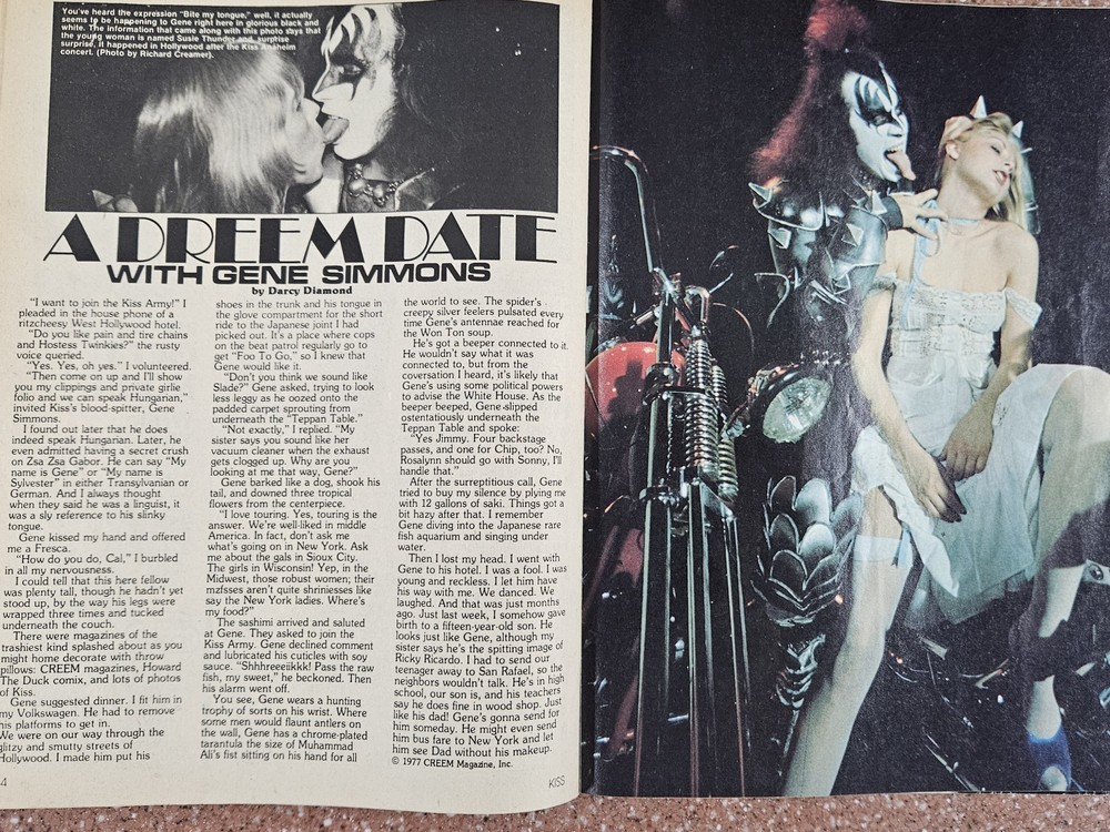 KISS CREEM SPECIAL EDITION Magazine 1977 Complete with centerfold poster