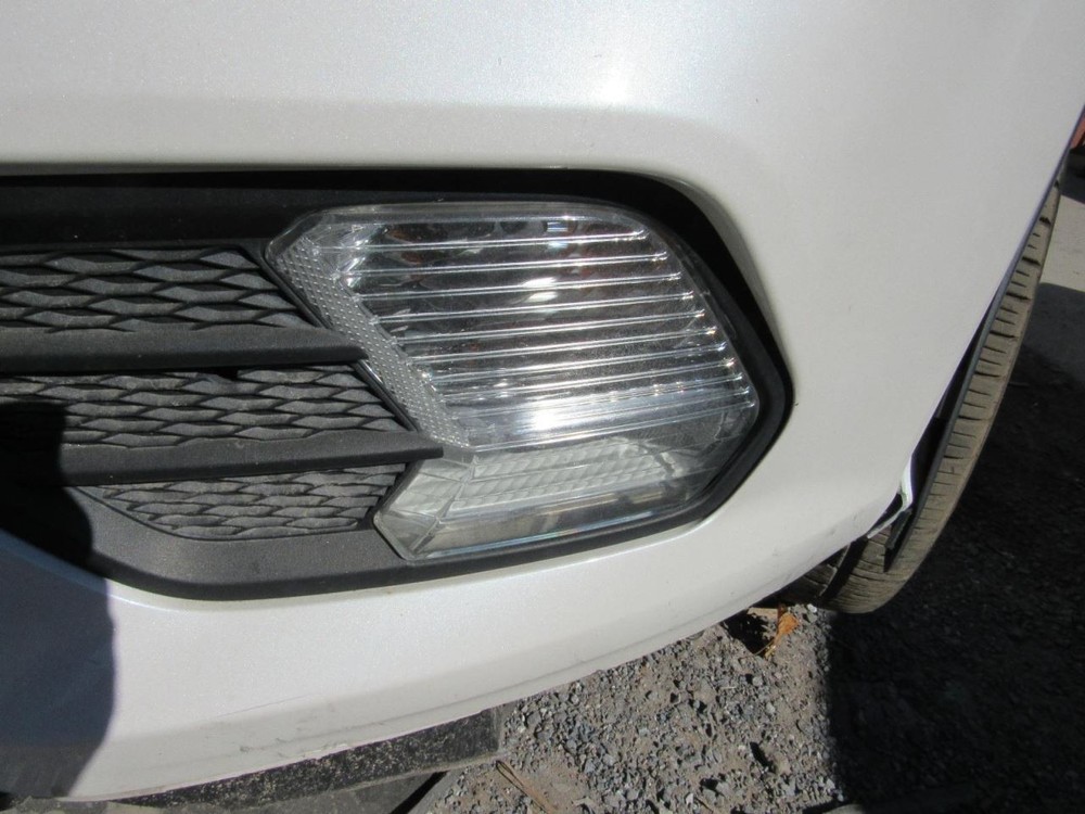 ESCAPE 2017 Glove Box 1000860