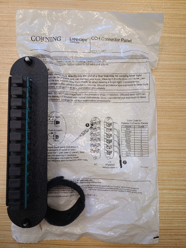 Corning CCH Adapter Panel SC Adapter Simplex 12 Fiber Multimode OM3 CCH-CP12-E6